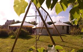 Les Yourtes D'Hotes